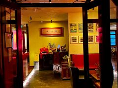 -龙门阵茶屋川菜馆(武康路店)