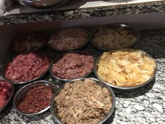 -谢老五跷脚牛肉·非遗传承店