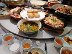 -有红鸡毛店·川菜(建设路店)