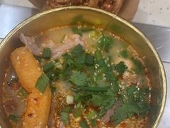 -鹤江桥·红油牛肉粉(SKP店)