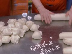 -牛一嘴·兰州牛肉面·大盘鸡(财富中心店)