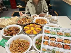 -绿草地·湘菜(7mall店)