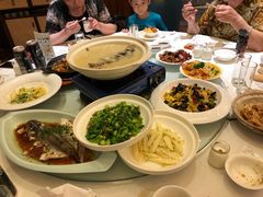 -梦都海鲜酒家(万达广场江桥店)