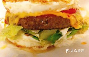 Egg-Enriched Beef Without Bread