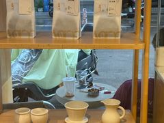 -Cafe on warm(丹霞店)