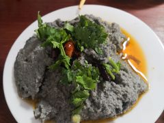 麻豆腐-宝瑞门钉肉饼店