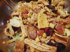 -拿渡麻辣香锅(世茂广场·工三店)