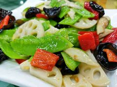 -烁佳海鲜大馅饺子