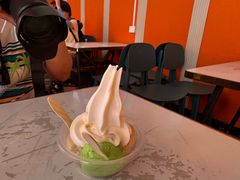 -古老冰山特色冰淇淋店(艾提尕尔店)