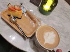 -Plush大堂酒廊(北京金融街威斯汀大酒店)