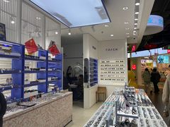 -美式眼镜·授权蔡司.依视路.尼康.豪雅.明月(南翔印象城店)