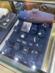 -老凤祥银楼(五角场万达广场店)