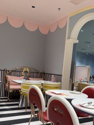 -奈尔宝家庭中心·亲子餐厅(北京东坝万达店)