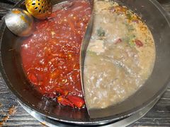 -冯校长老火锅(中联广场店)
