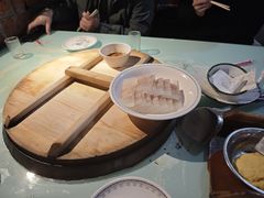 -鱼窝棚柴火铁锅炖(富山屯店)