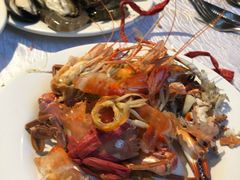 -领鲜活海鲜榴莲自助火锅(东门店)