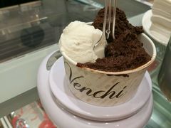 -VENCHI 闻绮(上海佛罗伦萨小镇店)