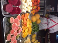 -八一路好吃街(雨田商务大厦店)