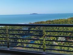 -三亚湾海居铂尔曼度假酒店