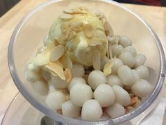 -满记甜品(巴黎春天宝山店)