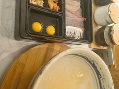 -新世界·过桥米线宴