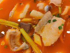 酸汤浸越南巴沙鱼球-岭南海晏楼(东晓南店)