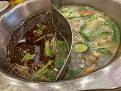 -袁记串串香(泉水轻轨站店)