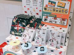 -85度C(生甜甜圈研究工坊·上海平凉店)