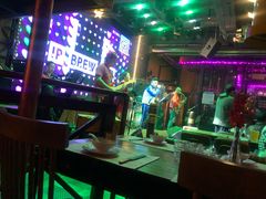 -爱啤精酿·民谣酒馆(滨江店)