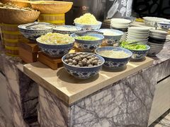 -上海漕河泾万丽酒店