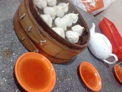 灌汤小笼-大龙汤包