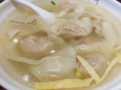刀鱼馄饨-老半斋(福州路店)