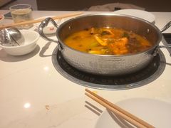 -七欣天香辣蟹火锅(闵行浦江欢乐颂店)