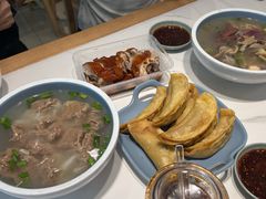 -老新隆牛肉锅贴(新街口店)