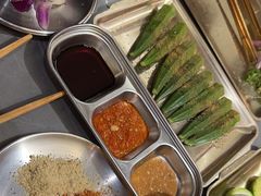 -围炉肉舍丹东海鲜烤肉·烤活鳗(步行街店)