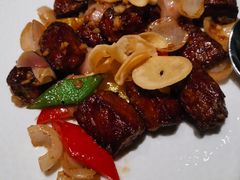 烧汁蒜片安格斯牛籽粒-香樟花园新粤料理(无锡万象城店)