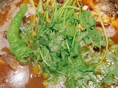 -俭寨大盘鸡·缸子肉·小公鸡·新疆菜(云通店)