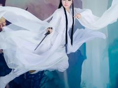 -九月鹰飞汉服摄影工作室