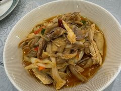 -汗腾格里·风味餐厅(新疆驻京办店)