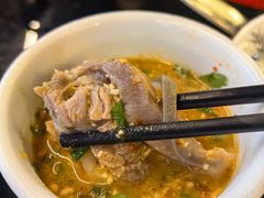 -老石黑山羊毛驴肉火锅(金凯广场店)