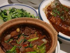 -八府香鸭·啫啫煲(华山路店)