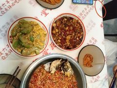 -堂瓦里·33年传统赣菜(第一街区店)