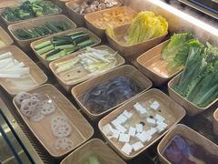 -来龍儿鲜切牛肉自助老火锅