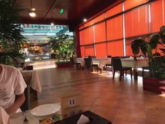 -华辰国际大酒店·西餐厅