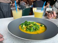 豌豆黄浸豌豆尖-半山腰·云南菜(侨福芳草地店)