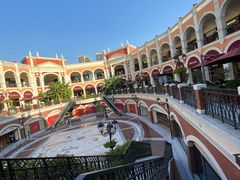 -佛罗伦萨小镇广佛名品奥特莱斯(疏港路店)