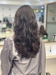 -镁连社·美联社