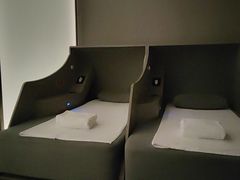 -漫·汤泉