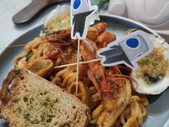 -水桶王国主题餐厅·聚会·生日派对·亲子活动·家庭套餐(亚龙湾希尔顿店)