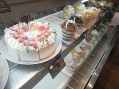 -皇冠幸福里动物奶油生日蛋糕(万达店)